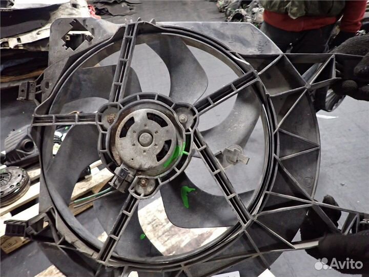 Вентилятор радиатора Opel Vivaro, 2003