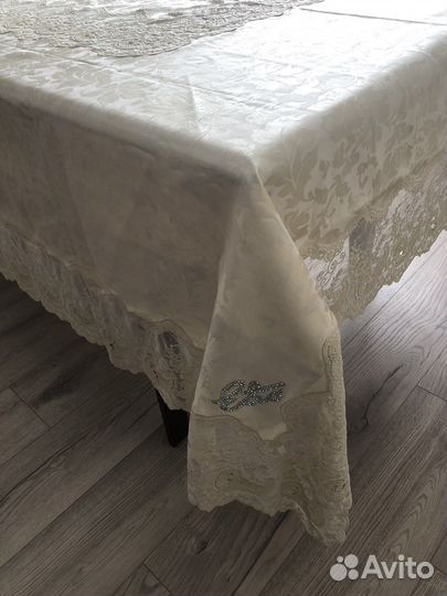 Скатерть etro