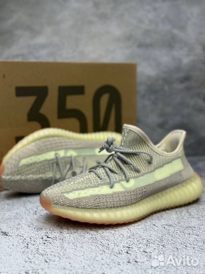 Кроссовки Adidas yeezy boost 350 v2