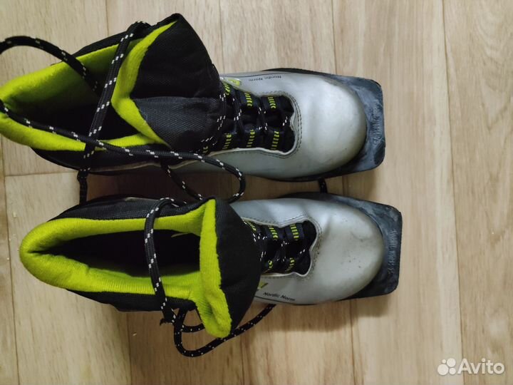 Лыжные ботинки 36 размер