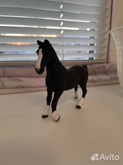 Ганноверская фигурка лошади.Перекрас