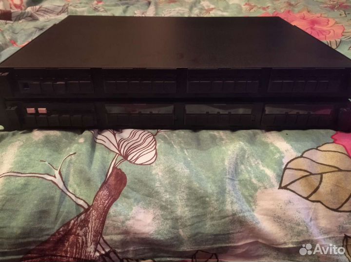 Телефонная патч панели AMP с модулем Quick-Fit