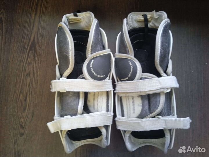 Щитки хоккейные Bauer Nexus 600 Jr 10