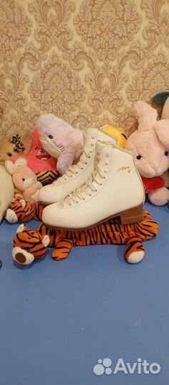 Коньки фигурные Graf Ace 34