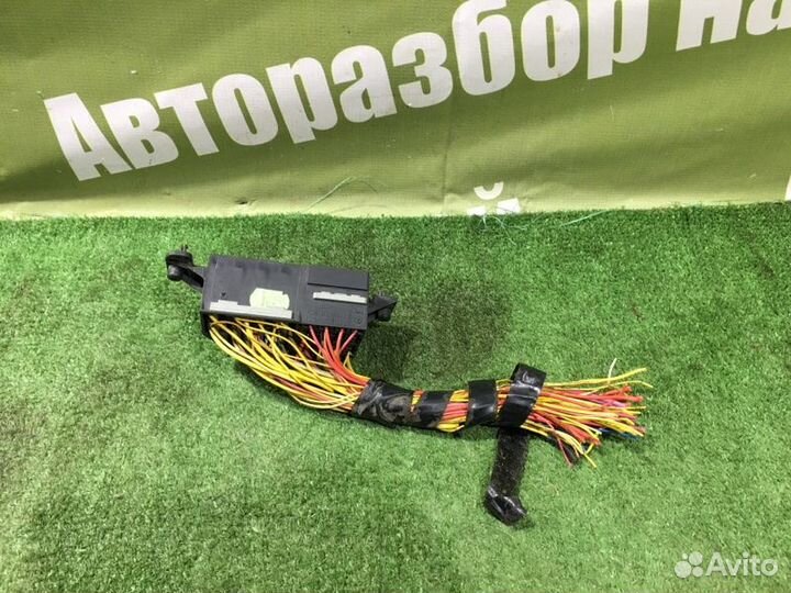 Блок предохранителей Renault Logan LS12 K7MF710