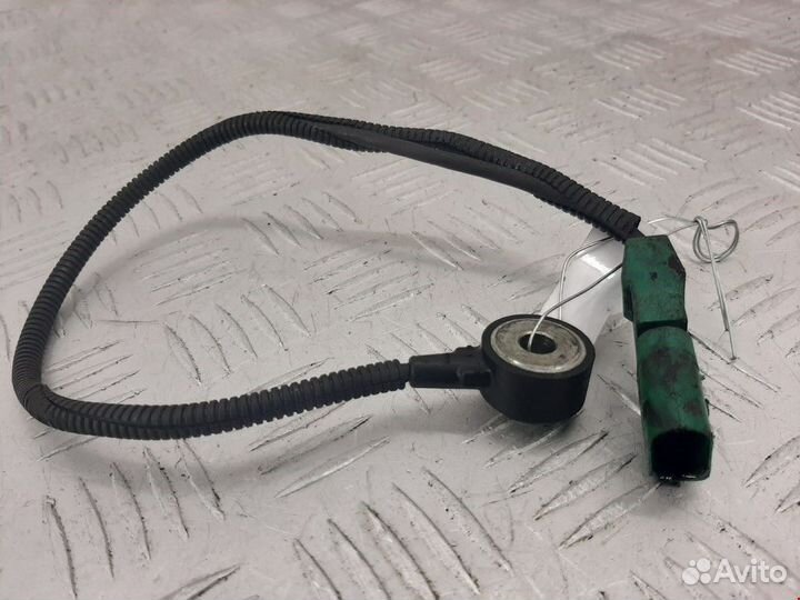 Датчик детонации Volkswagen Golf 4 2004 06E905377J