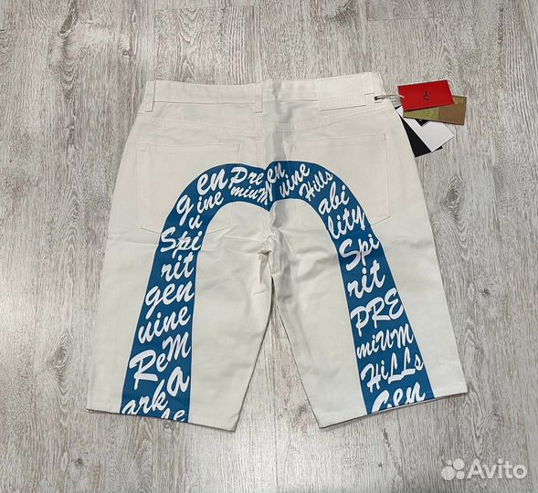 Джинсовые шорты evisu