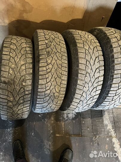 Gislaved NordFrost 100 185/65 R15 92T