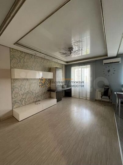 2-к. квартира, 53 м², 4/4 эт.