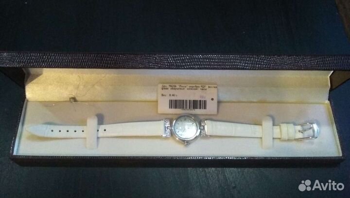 Часы женские. Новые