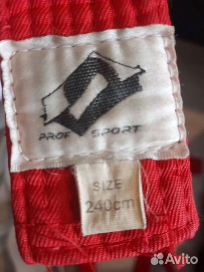 Спортивная форма и защита для тхэквондо