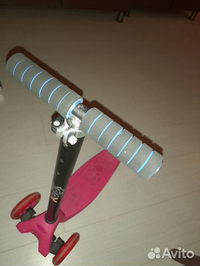 Самокат детский трехколесный светящиеся колеса