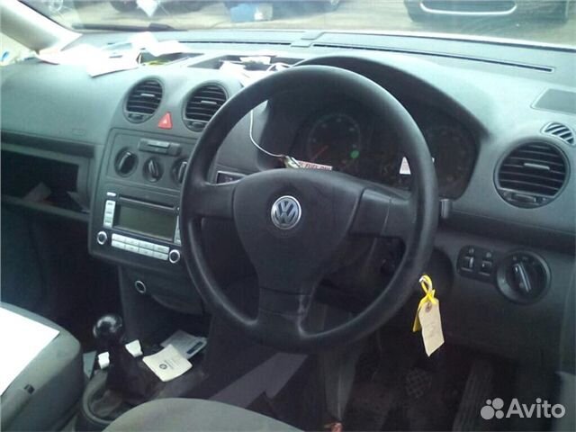Разбор на запчасти Volkswagen Caddy 2004-2010