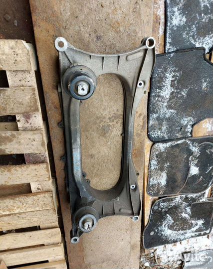 Подрамник передний лексус gs300