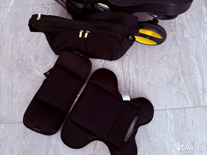 Автолюлька Doona plus gold limited edition