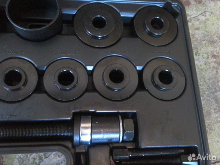 Комплект для снятия подшипников передних ступиц