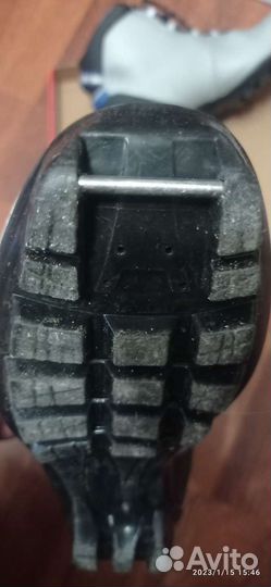 Лыжные ботинки