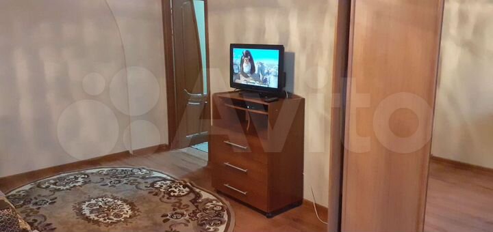 2-к. квартира, 50 м², 1/11 эт.