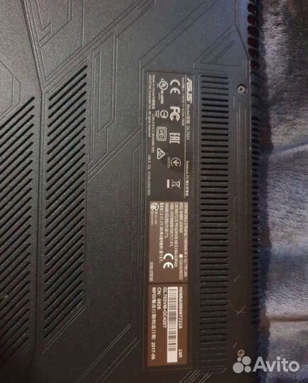 Ноутбук Asus rog strix gl702