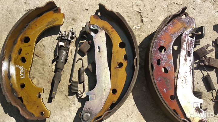 Механизм ручного торомза Ford Focus 2