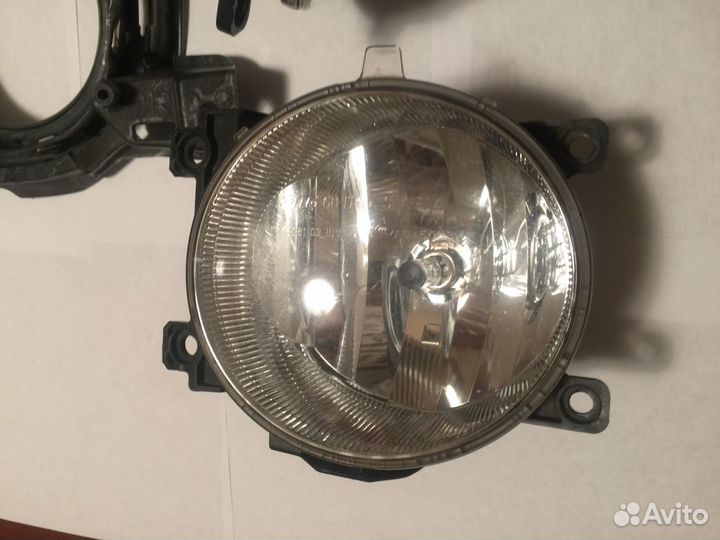 Противотуманка Toyota Land Cruiser 200 2012-2015