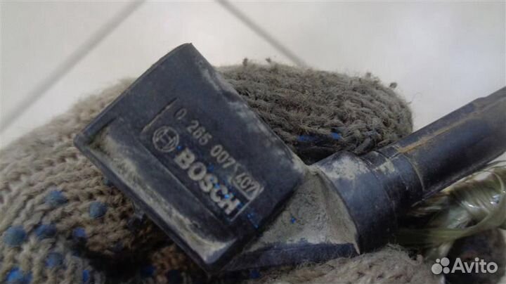 Датчик ABS задний правый Volkswagen Phaeton 2002