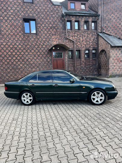 Mercedes-Benz E-класс 3.0 AT, 1995, 251 000 км
