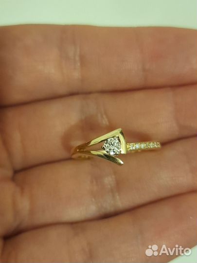 Золотые кольца с бриллиантами