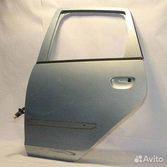 Дверь задняя левая Mitsubishi Colt