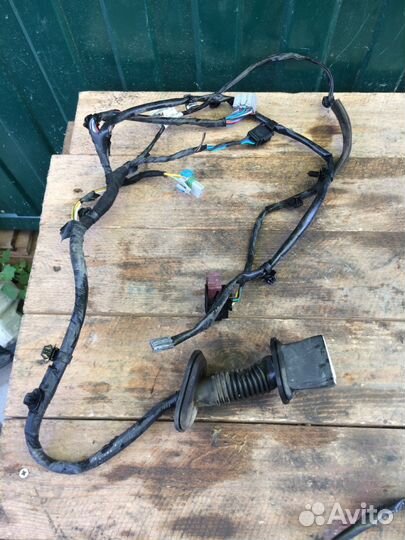 Проводка дверей Geely Emgrand EC7