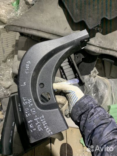 Накладка передней стойки Бмв f10 f11 левая