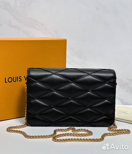 Louis Vuitton GO-14 – компактный кошелёк-клатч пре