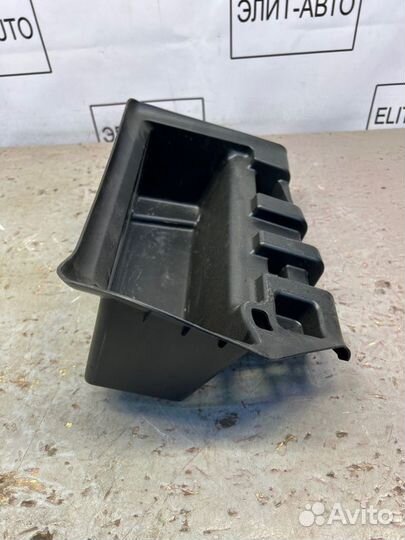 Вещевой ящик правый Bmw 5 G30 2.0 2021