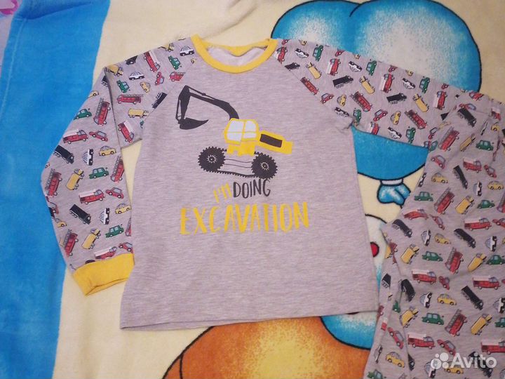 Костюм для мальчика р-р 128 см