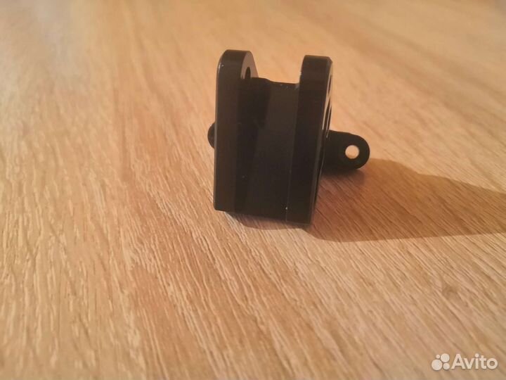 Крепление центральной распорки Ara320500 задняя