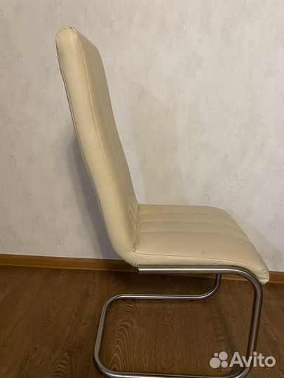 Кухонные стулья бу 4 шт