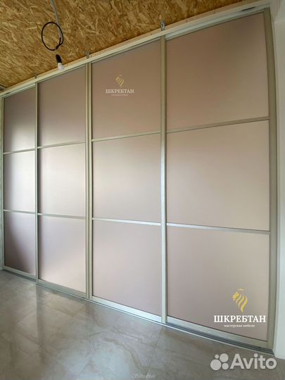 Перегородка стеклянная раздвижная