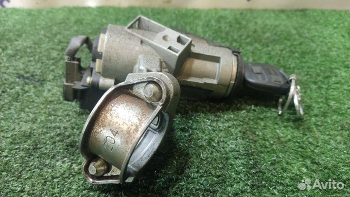 Замок зажигания Toyota Corolla универсал 1.6 3zzfe