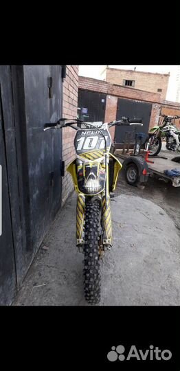 Кроссовый suzuki RMZ450 2006года