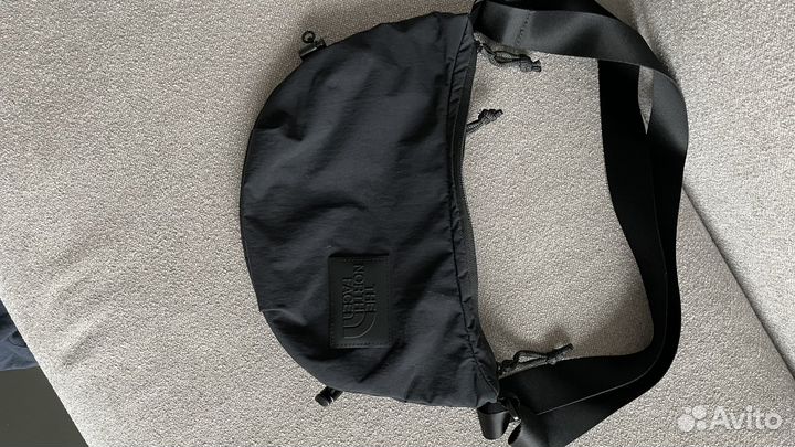 Поясная сумка the north face