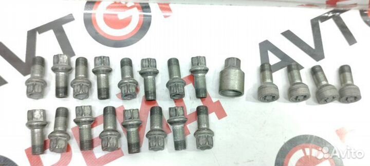 Болт колесный Volkswagen Tiguan 5N2 CAW 20.11.2009