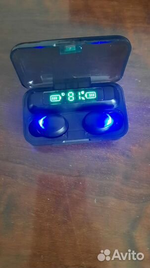 Беспроводные наушники новые