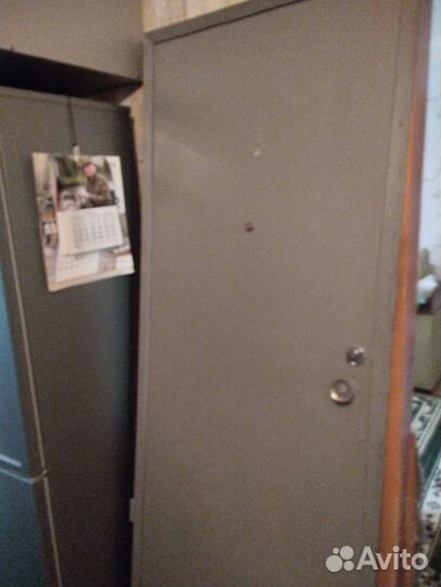 Железная металлическая дверь бу