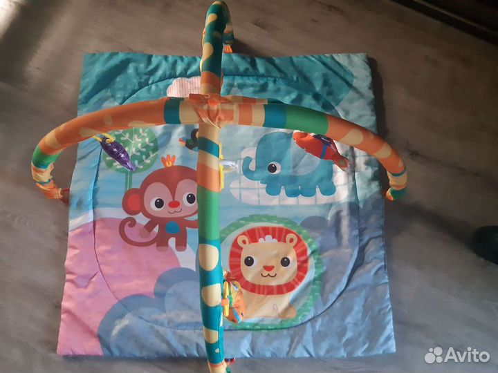 Развивающий коврик