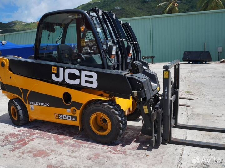 На разборке Джисиби JCB