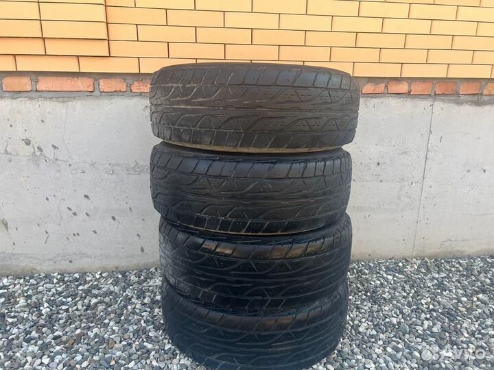 Dunlop Grandtrek AT3 255/70 R16