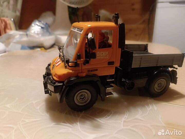 Игрушка экскаватор и самосвал