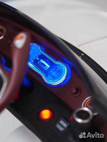 Детский электромобиль bentley