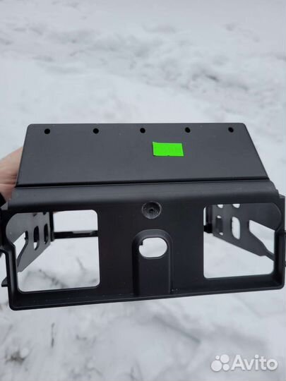 Переходная рамка Incar RVW-N01 для Skoda, Volkwage