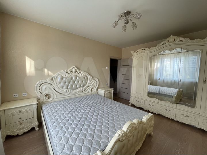 2-к. квартира, 62 м², 7/25 эт.